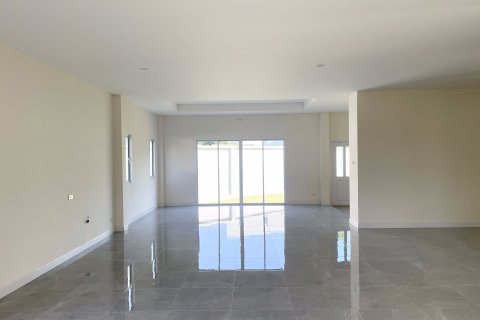 House in Chiang Mai, Thailand 4 bedrooms № 157935 - photo 6