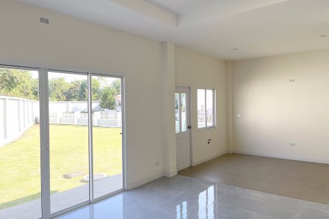 House in Chiang Mai, Thailand 4 bedrooms № 157935 - photo 8