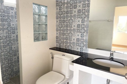 House in Chiang Mai, Thailand 4 bedrooms № 157935 - photo 25