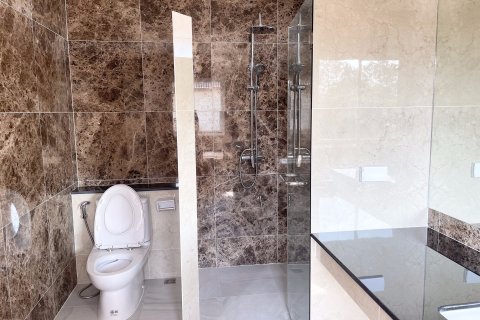 House in Chiang Mai, Thailand 4 bedrooms № 157935 - photo 19