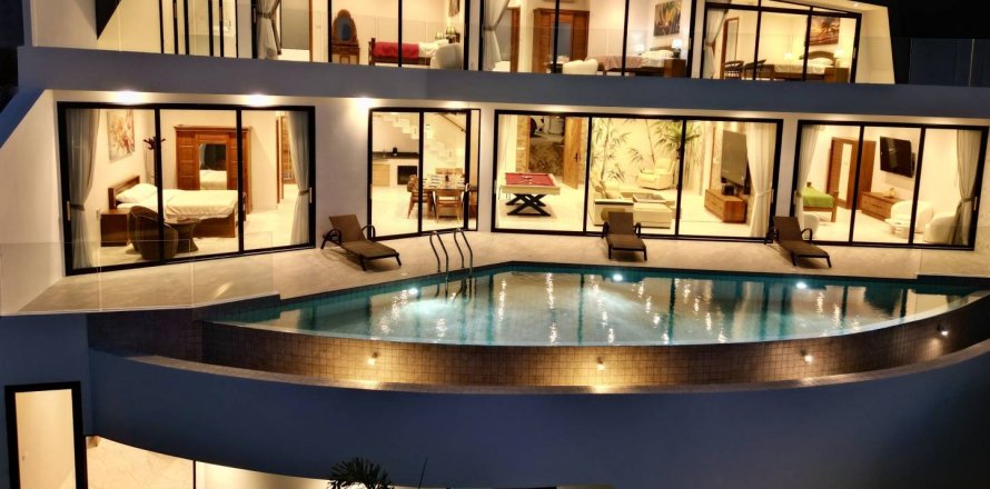 Villa in Phuket, Thailand 5 Schlafzimmer № 222404