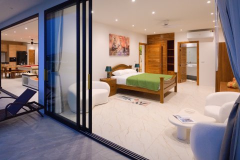 Villa in Phuket, Thailand 5 Schlafzimmer № 222404 - Foto 15