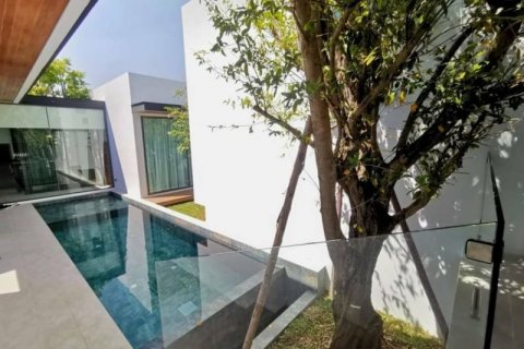Villa in Chiang Mai, Thailand 3 bedrooms № 134024 - photo 4