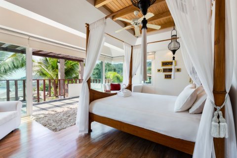 Villa in Kathu, Thailand 8 bedrooms № 134030 - photo 26
