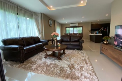 Вилла в Сан-Сая, Таиланд с 4 спальнями  № 134029 - фото 11