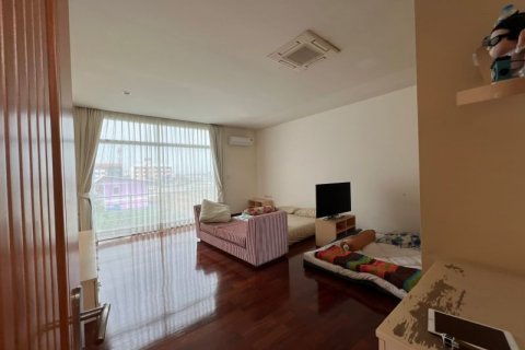 Вилла в Суан Луанге, Бангкок, Таиланд с 5 спальнями  № 134028 - фото 13