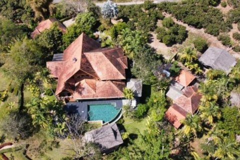 Вилла в Ханг Донге, Таиланд с 4 спальнями  № 134025 - фото 2