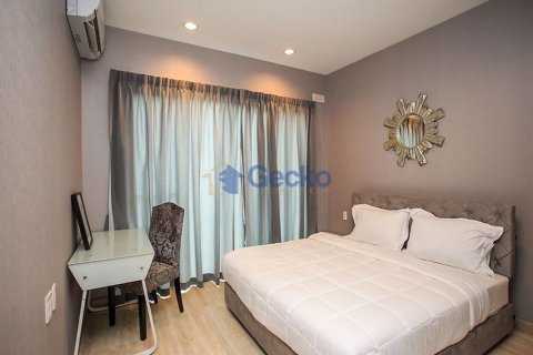 House in Pattaya, Thailand 4 bedrooms № 197222 - photo 15