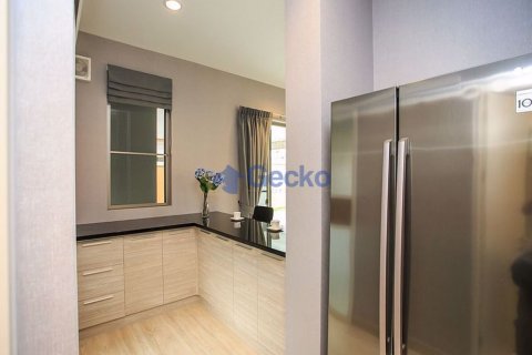 House in Pattaya, Thailand 4 bedrooms № 197222 - photo 9
