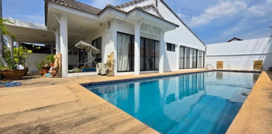 Дом в Паттайе, Таиланд с 3 спальнями  № 150386