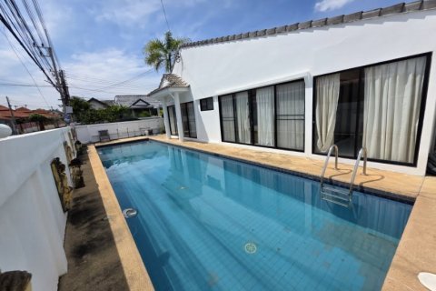 Дом в Паттайе, Таиланд с 3 спальнями  № 150386 - фото 2