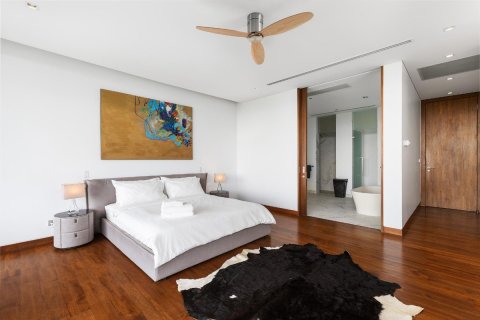 Кондоминиум с 4 спальнями на Пляже Найтон, Таиланд № 153863 - фото 15