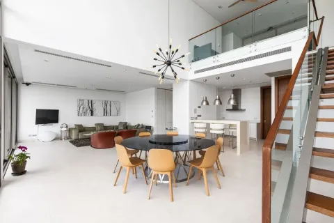 Кондоминиум с 4 спальнями на Пляже Найтон, Таиланд № 153863 - фото 3