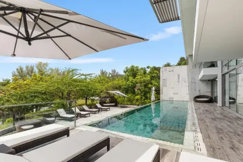 Condo on Naithon Beach, Thailand, 4 bedrooms  № 153863