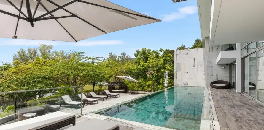 Кондоминиум с 4 спальнями на Пляже Найтон, Таиланд № 153863