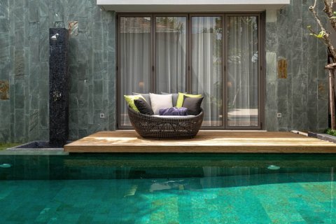 House in Bang Tao, Thailand 3 bedrooms № 153858 - photo 2
