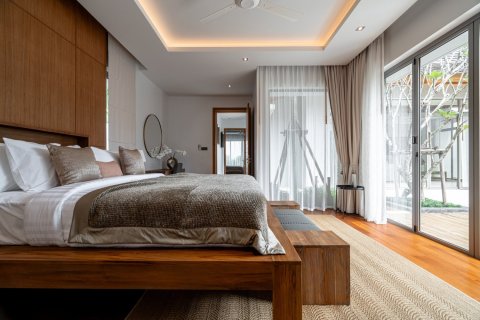 House in Bang Tao, Thailand 3 bedrooms № 153858 - photo 17