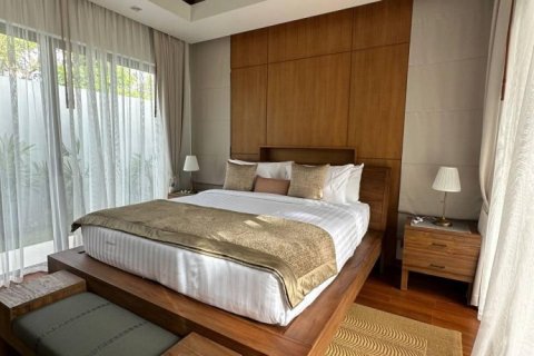 House in Bang Tao, Thailand 3 bedrooms № 153858 - photo 5