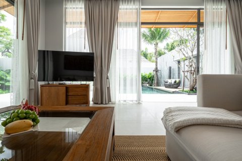 House in Bang Tao, Thailand 3 bedrooms № 153858 - photo 19