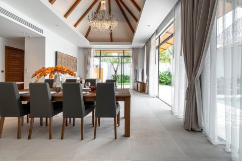 House in Bang Tao, Thailand 3 bedrooms № 153858 - photo 7