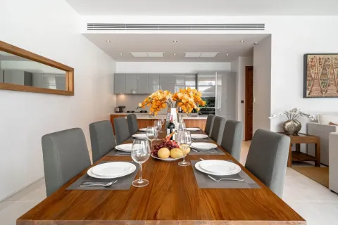 House in Bang Tao, Thailand 3 bedrooms № 153858 - photo 6