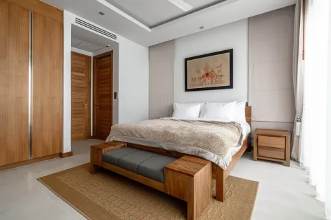 House in Bang Tao, Thailand 3 bedrooms № 153858 - photo 12