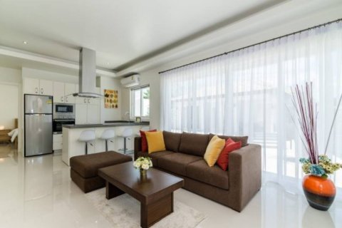 Villa in Hua Hin, Thailand 4 bedrooms № 158900 - photo 4