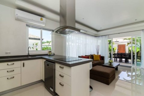 Villa in Hua Hin, Thailand 4 bedrooms № 158900 - photo 6