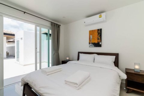 Villa in Hua Hin, Thailand 4 bedrooms № 158900 - photo 10