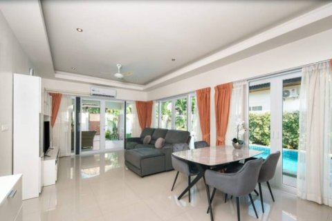 Villa in Hua Hin, Thailand 2 bedrooms № 158902 - photo 4