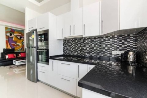 Villa in Hua Hin, Thailand 4 bedrooms № 158901 - photo 4