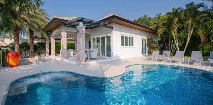 Villa in Hua Hin, Thailand 4 bedrooms № 158901
