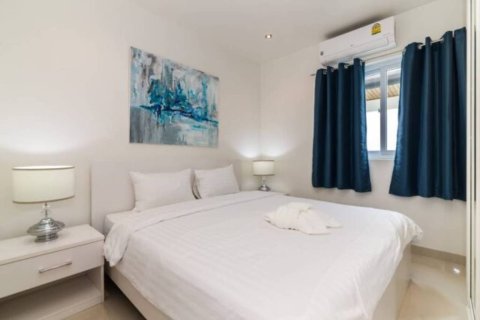 Villa in Hua Hin, Thailand 4 bedrooms № 158901 - photo 7