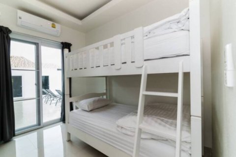 Villa in Hua Hin, Thailand 4 bedrooms № 158901 - photo 9
