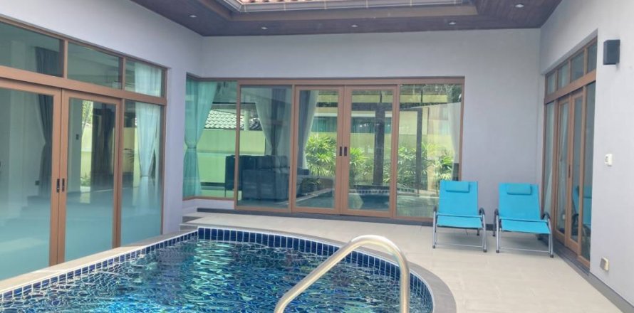 Villa in Bang Tao, Thailand 3 bedrooms № 116683