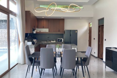 Villa in Bang Tao, Thailand 3 bedrooms № 116683 - photo 5