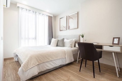 Condo in Bangkok, Thailand, 1 bedroom  № 116681 - photo 4