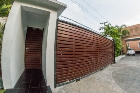 Дом в Ваттхане, Бангкок, Таиланд с 6 спальнями  № 149454 - фото 7