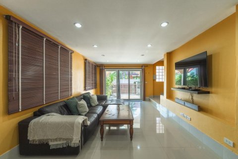 Villa in Phuket, Thailand 5 bedrooms № 135907 - photo 10
