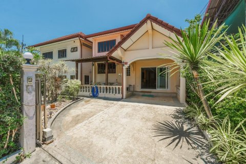 Villa in Phuket, Thailand 5 bedrooms № 135907 - photo 5