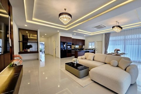 Villa à Pattaya, Thaïlande 3 chambres № 135908 - photo 3