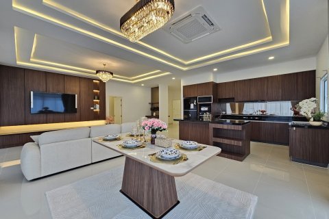 Villa à Pattaya, Thaïlande 3 chambres № 135908 - photo 4