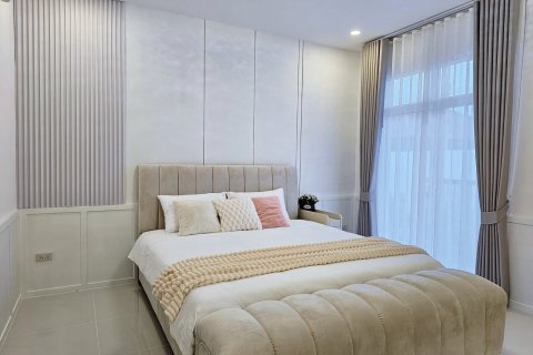 Villa à Pattaya, Thaïlande 3 chambres № 135908 - photo 12