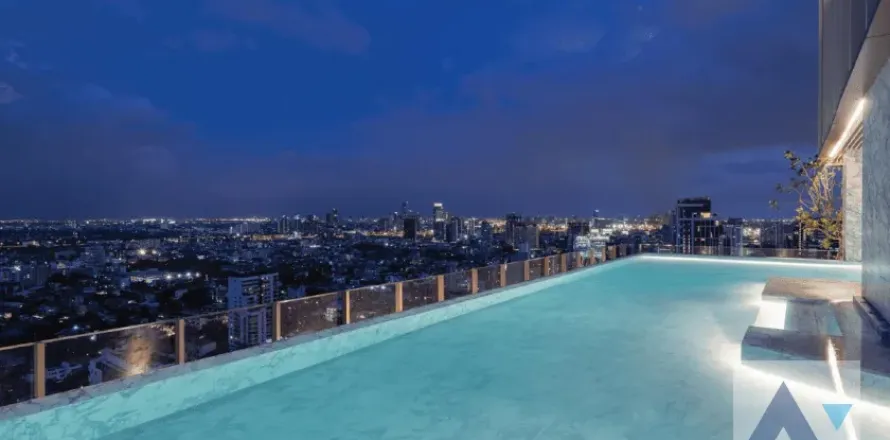 Duplex in Watthana, Bangkok, Thailand 2 Schlafzimmer № 218624