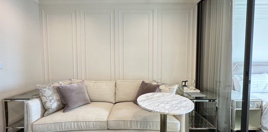 Studio dans le Condo à Pathum Wan, Bangkok, Thaïlande  № 141803