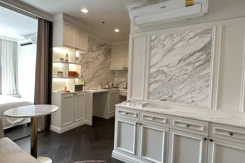 Studio dans le Condo à Pathum Wan, Bangkok, Thaïlande  № 141803 - photo 2