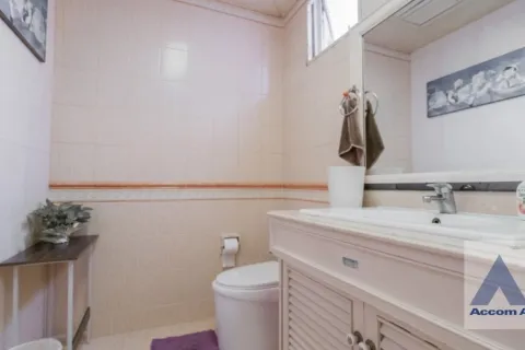 Penthouse in Khlong Toei, Bangkok, Thailand 4 Schlafzimmer № 214721 - Foto 11