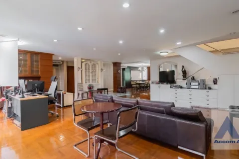 Penthouse in Khlong Toei, Bangkok, Thailand 4 Schlafzimmer № 214721 - Foto 5