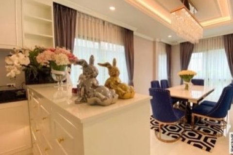 Maison à Bang Kaeo, Thaïlande 4 chambres № 173291 - photo 2