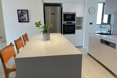 Condo à Watthana, Bangkok, Thaïlande, 3 chambres  № 173290 - photo 9